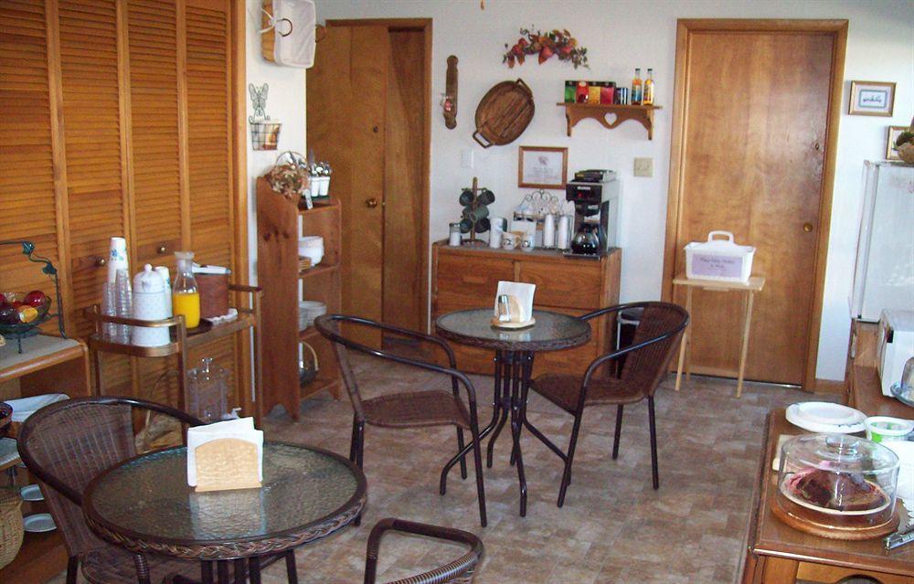 Plaza Motel برايان المطعم الصورة