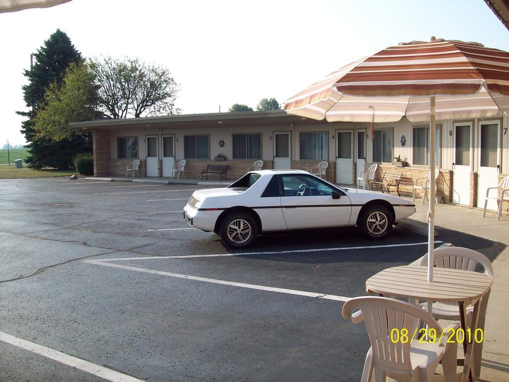 Plaza Motel برايان المظهر الخارجي الصورة